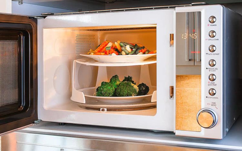 Toaster oven vs Microwave oven 7 The Notable Differences